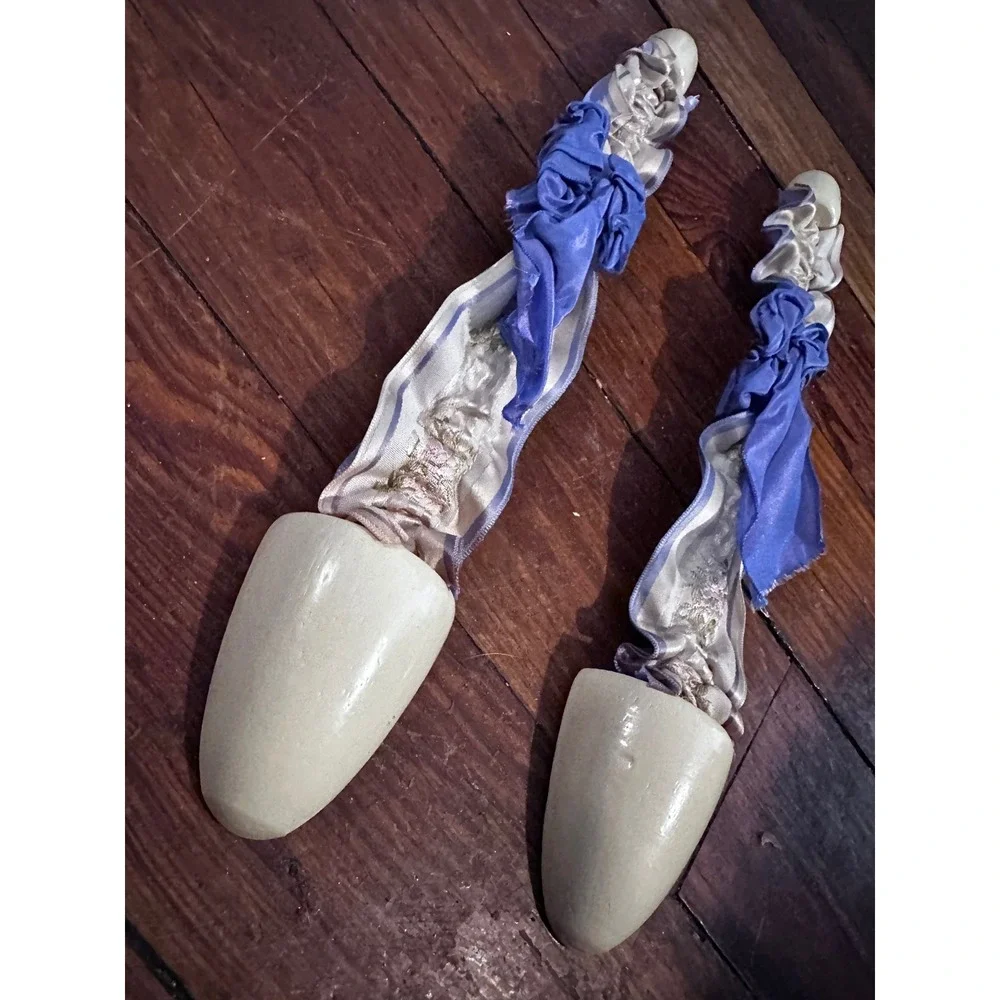 Mon Petit Shoe Vintage Style Wooden Shoe Trees Blue Satin Ruffle Ribbon Pair